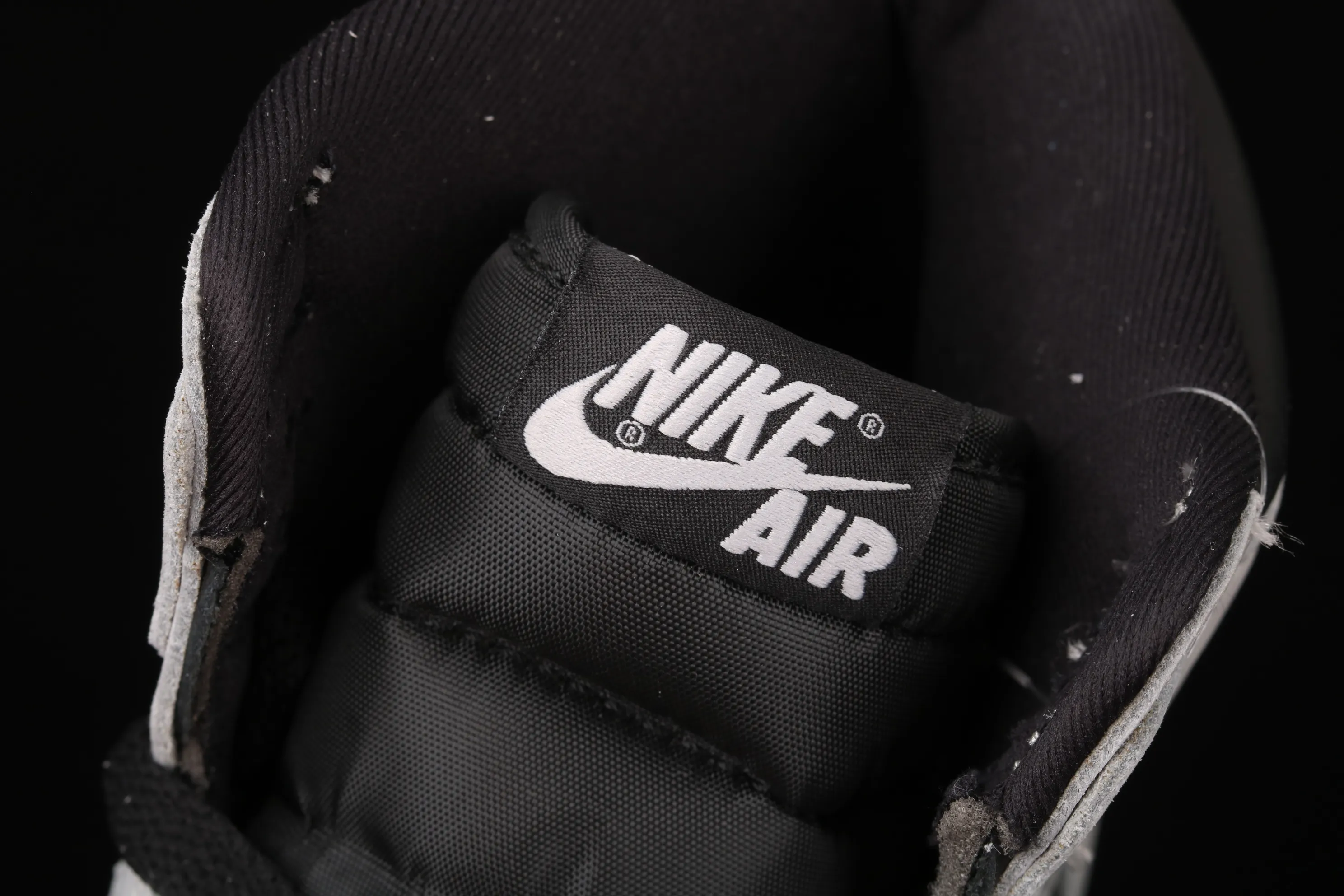 All categories Air Jordan Jordan series basketball shoes Air Jordan 1 High Air Jordan 1 High AJ1 Joe 1 high top gray and white panda 555088-035